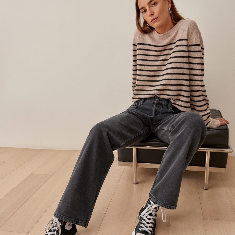Reformation Casey Relaxed Mid Rise Straight Jeans - Size 26